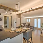 S&m - Penthouse With Terraces In